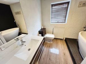Bathroom- click for photo gallery